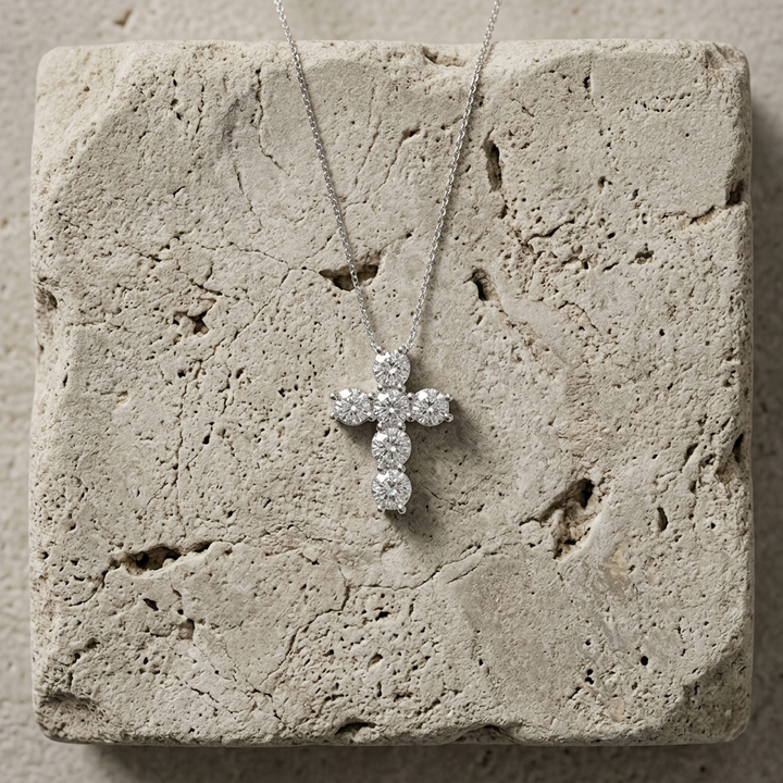 1.00ctw Diamond Cross White Gold Necklace