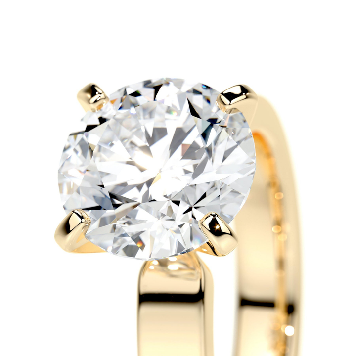 Solitaire - Round Engagement Ring