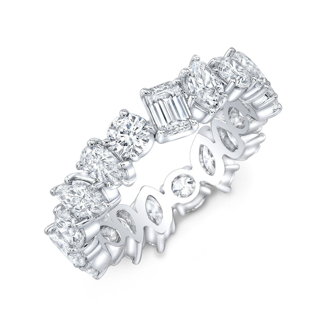 Unique eternity band featuring a mix of diamond shapes in an elegant, continuous design, creating a stunning blend of brilliance and sophistication.