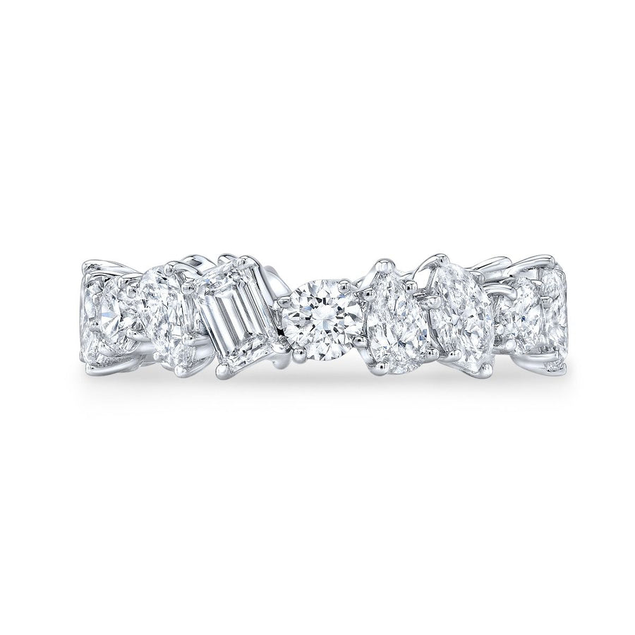 Unique eternity band featuring a mix of diamond shapes in an elegant, continuous design, creating a stunning blend of brilliance and sophistication.