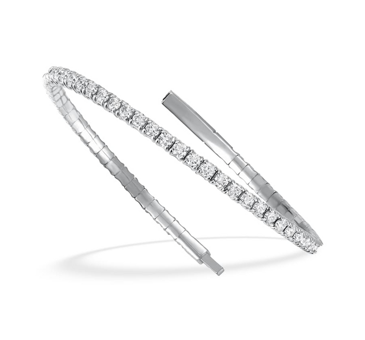 "Stunning 5.00ctw diamond flexible bangle with a sleek, adjustable design, adorned with brilliant round-cut diamonds that offer a sparkling, luxurious look, perfect for day-to-night elegance.