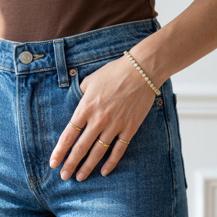 Luxurious 5.25ctw round-cut lab grown diamond bezel-set bracelet, a dazzling statement of luxury and refinement
