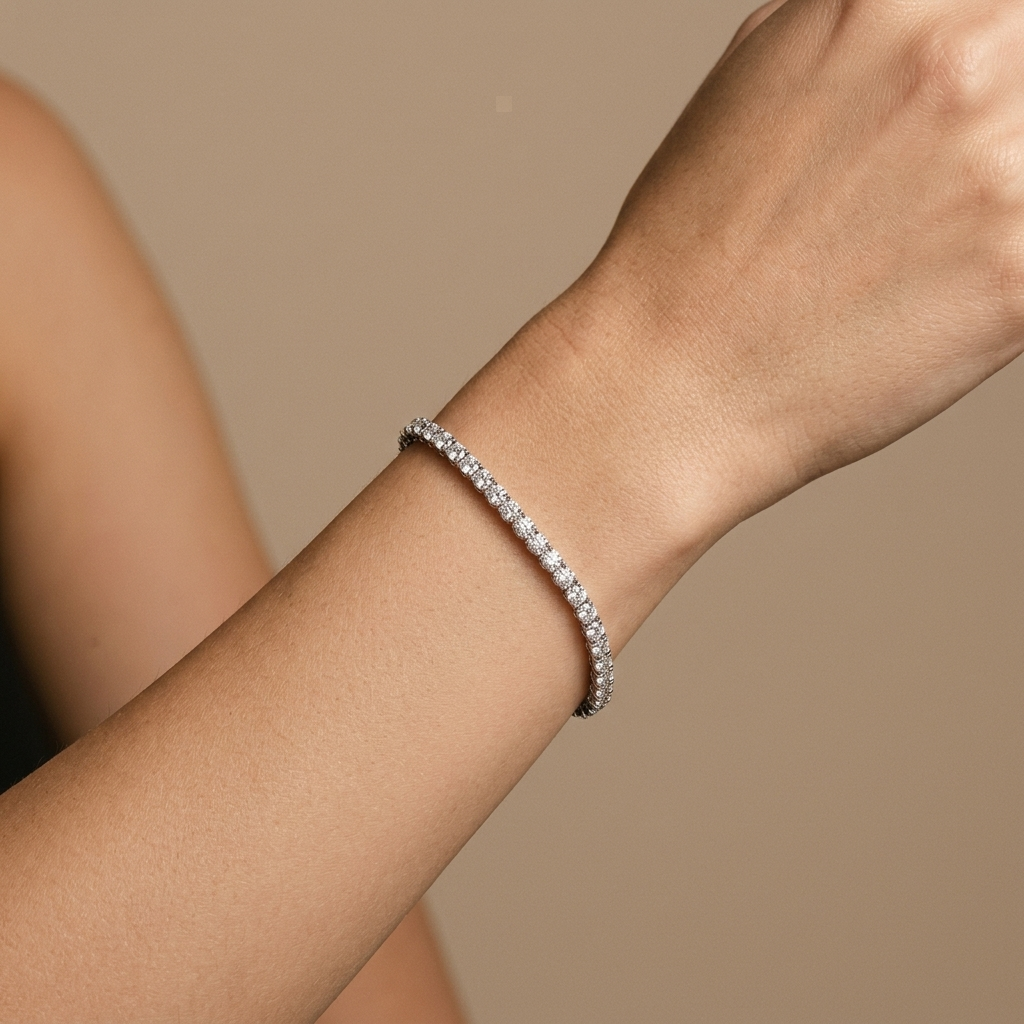 8.30ctw Round Diamond White Gold Bracelet