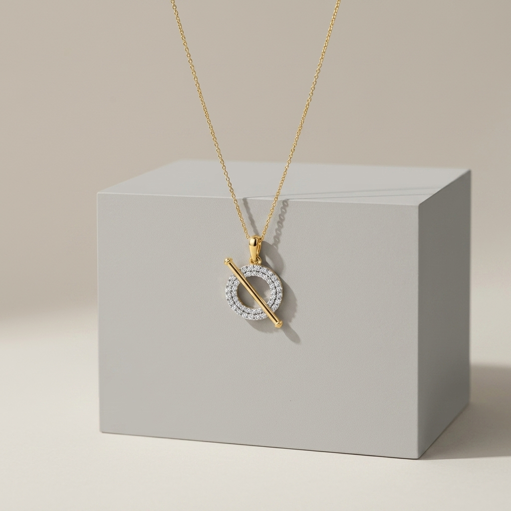 Stunning diamond circle hook pendant, a beautiful symbol of elegance and brilliance