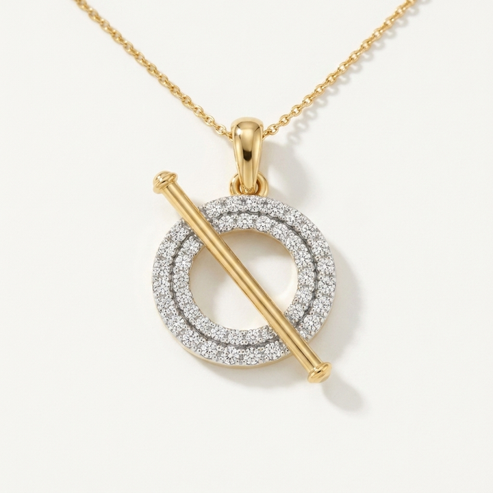 Stunning diamond circle hook pendant, a beautiful symbol of elegance and brilliance