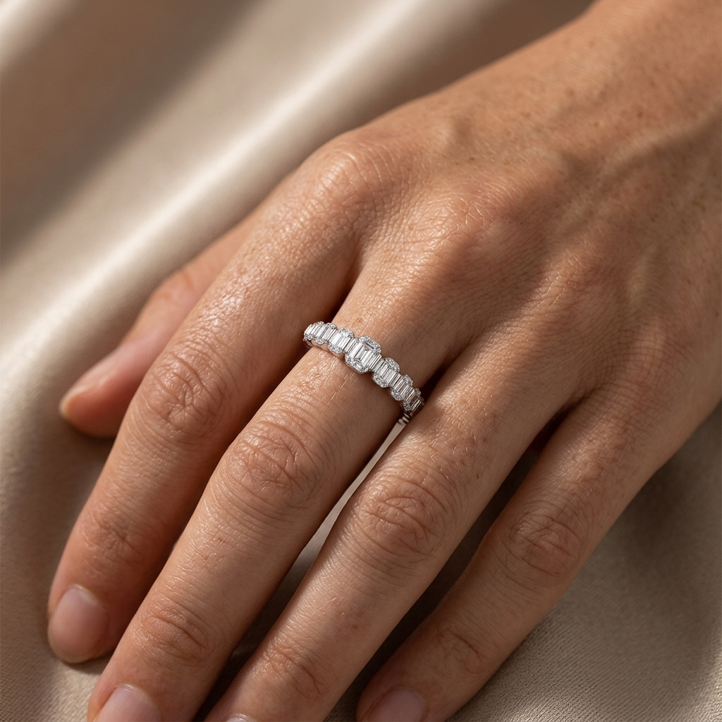 1.00ctw Emerald Cut Graduated Band