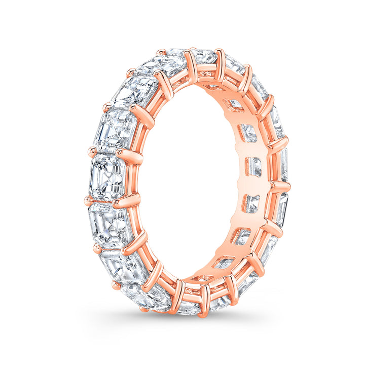 Sophisticated eternity band featuring Asscher-cut diamonds in a shared prong setting, creating a seamless row of brilliance with vintage-inspired elegance.